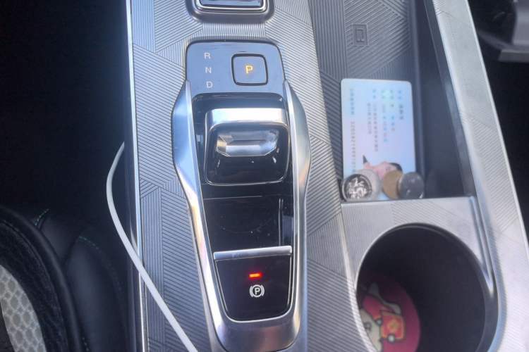 Used GAC Trumpchi EMKOO 2022 1.5T Supernova Pro Edition Gear Lever