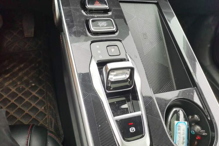 Used GAC Trumpchi EMKOO 2022 1.5T Supernova Pro Edition Gear Lever