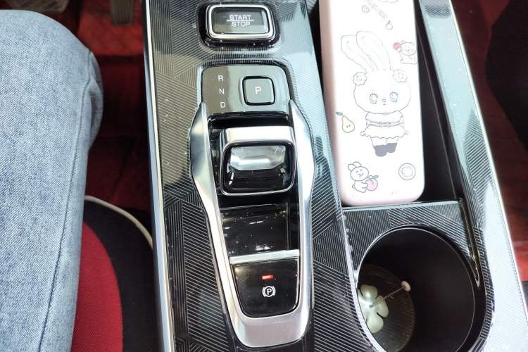 Used GAC Trumpchi EMKOO 2022 1.5T Supernova Pro Edition Gear Lever