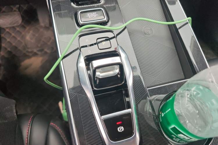 Used GAC Trumpchi EMKOO 2022 1.5T Supernova Max Edition Gear Lever