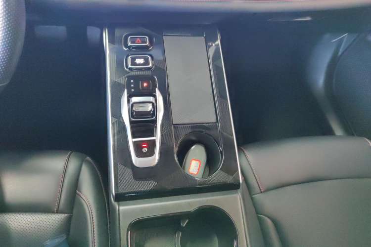 Used GAC Trumpchi EMKOO 2022 1.5T Supernova Max Edition Gear Lever