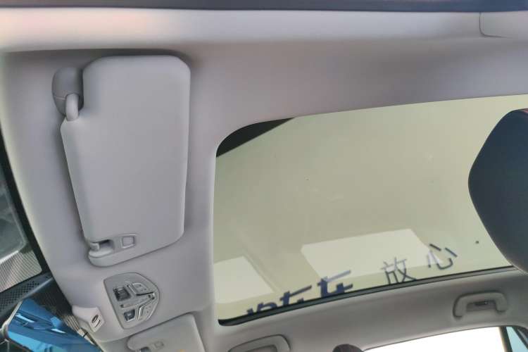 Used GAC Trumpchi EMKOO 2022 1.5T Supernova Max Edition Headliner