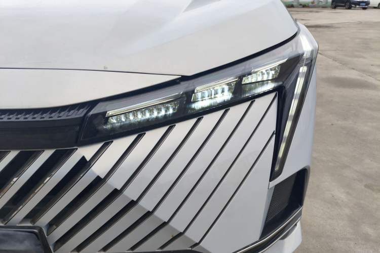 Used GAC Trumpchi EMKOO 2022 1.5T Supernova Pro Edition Left Front Headlight