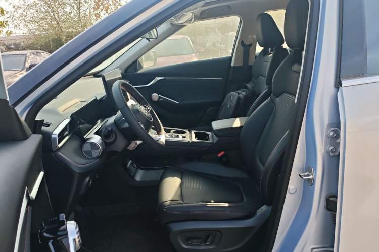 Used GAC Trumpchi EMKOO 2022 1.5T Supernova Pro Edition Left Front Seat
