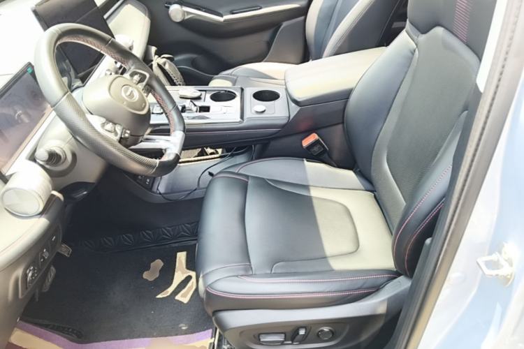 Used GAC Trumpchi EMKOO 2022 2.0 ATK TwinStar Max Edition Left Front Seat