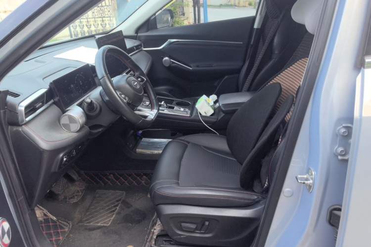 Used GAC Trumpchi EMKOO 2022 1.5T Supernova Pro Edition Left Front Seat