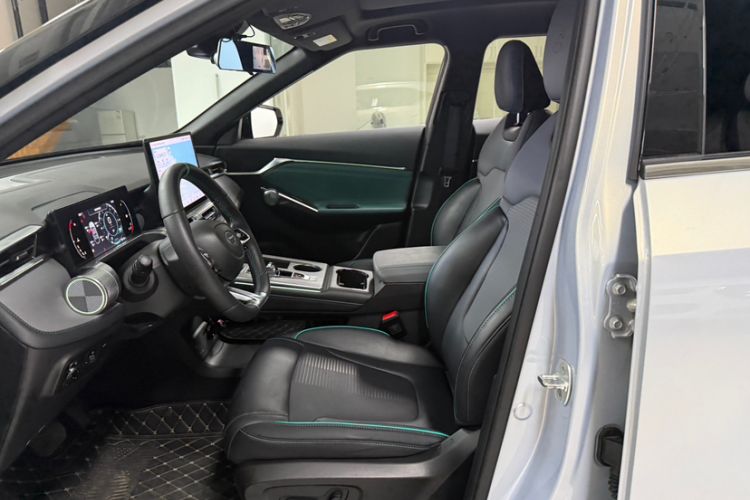 Used GAC Trumpchi EMKOO 2022 1.5T Supernova Pro Edition Left Front Seat