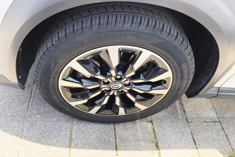 Used GAC Trumpchi EMKOO 2022 2.0 ATK TwinStar Max Edition Left Front Wheel Hub