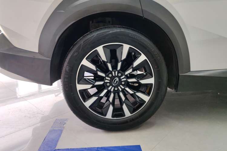 Used GAC Trumpchi EMKOO 2022 1.5T Supernova Pro Edition Left Front Wheel Hub