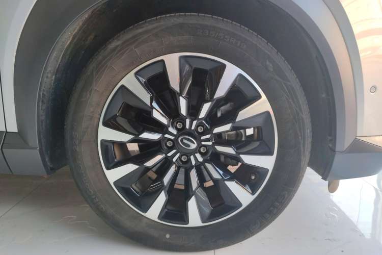Used GAC Trumpchi EMKOO 2022 1.5T Supernova Max Edition Left Front Wheel Hub