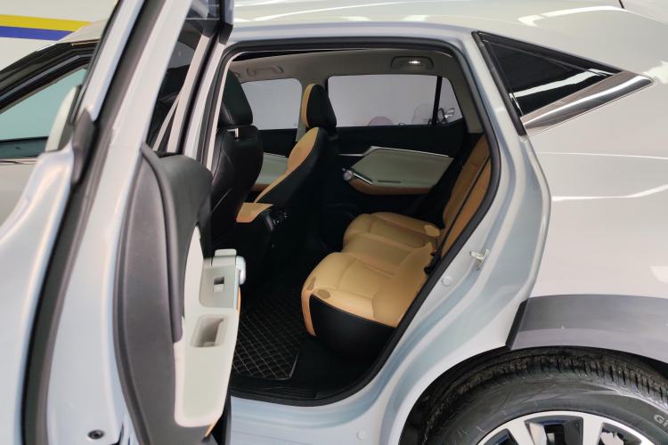 Used GAC Trumpchi EMKOO 2022 1.5T Supernova Pro Edition Left Rear Seat