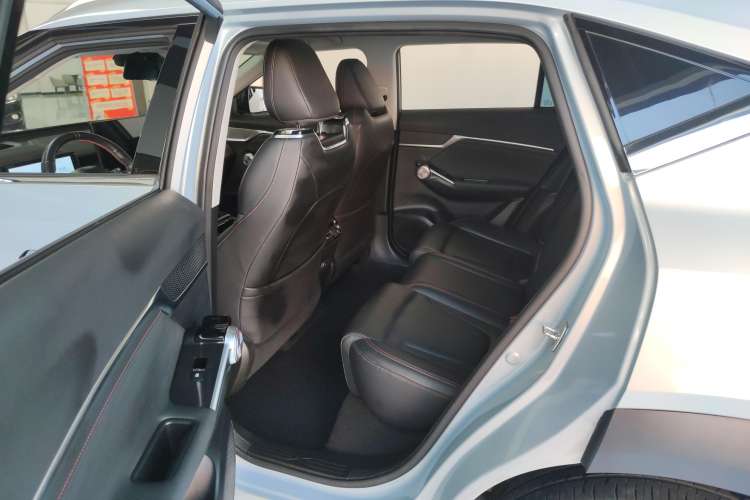 Used GAC Trumpchi EMKOO 2022 1.5T Supernova Max Edition Left Rear Seat
