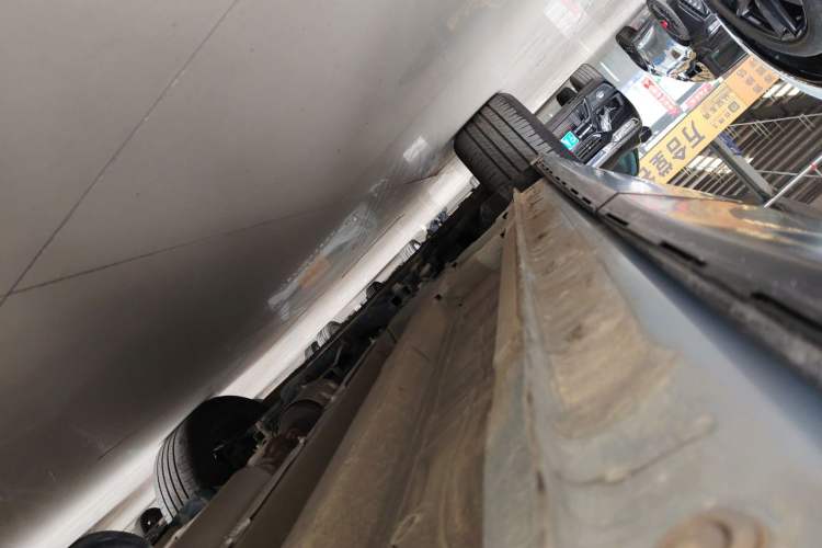 Used GAC Trumpchi EMKOO 2022 1.5T Supernova Pro Edition Left Side Sill