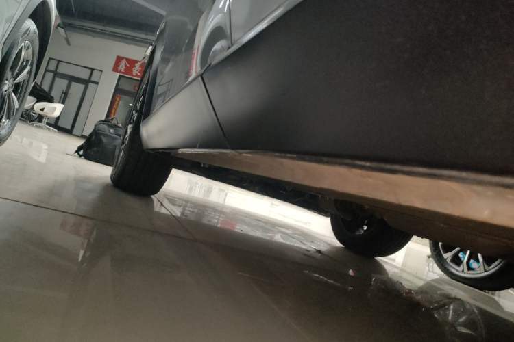 Used GAC Trumpchi EMKOO 2022 1.5T Supernova Pro Edition Left Side Sill
