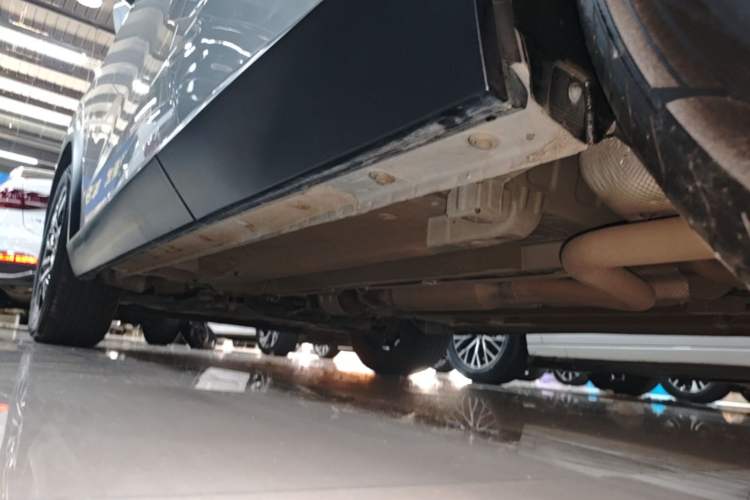 Used GAC Trumpchi EMKOO 2022 1.5T Supernova Pro Edition Left Side Sill