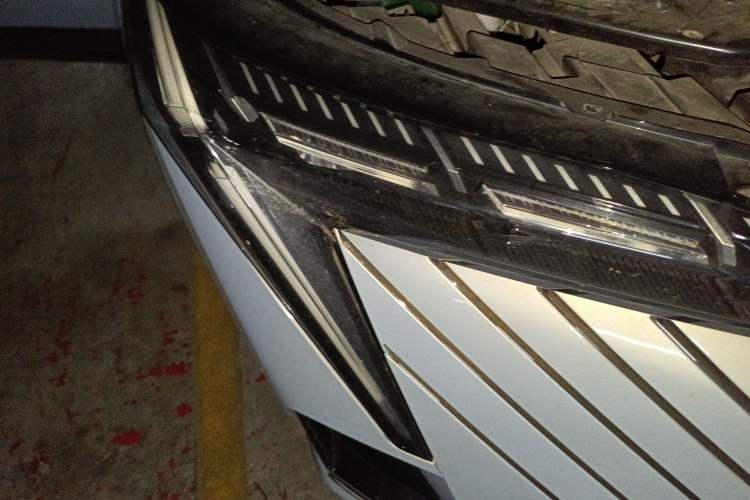 Used GAC Trumpchi EMKOO 2022 1.5T Supernova Max Edition Right Front Headlight