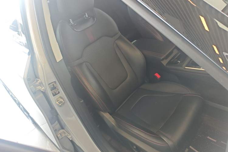 Used GAC Trumpchi EMKOO 2022 1.5T Supernova Pro Edition Right Front Seat