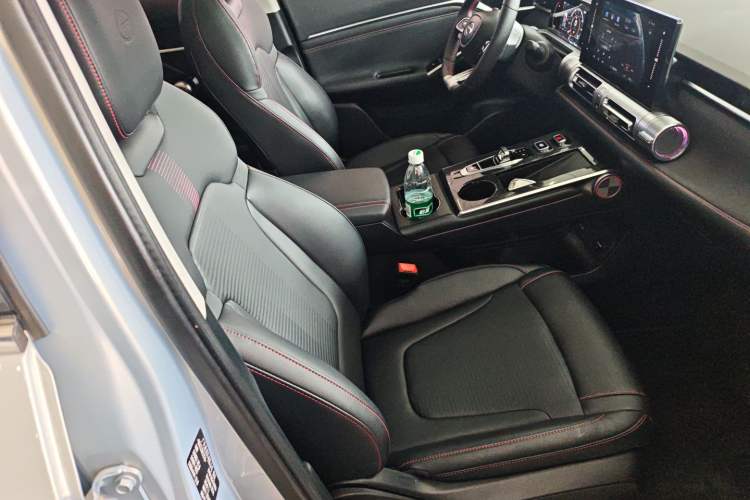 Used GAC Trumpchi EMKOO 2022 1.5T Supernova Edition Right Front Seat
