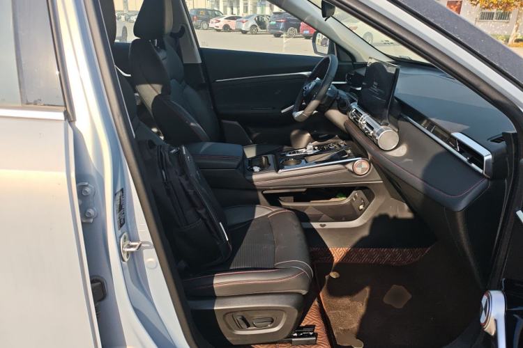 Used GAC Trumpchi EMKOO 2022 1.5T Supernova Pro Edition Right Front Seat