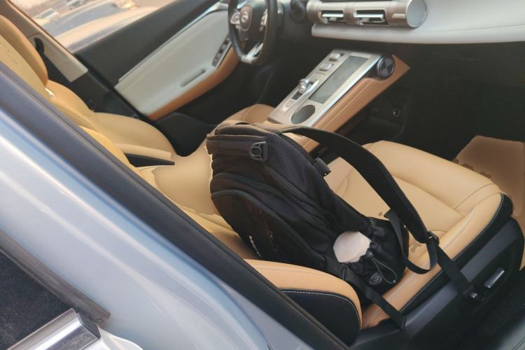 Used GAC Trumpchi EMKOO 2022 1.5T Supernova Max Edition Right Front Seat