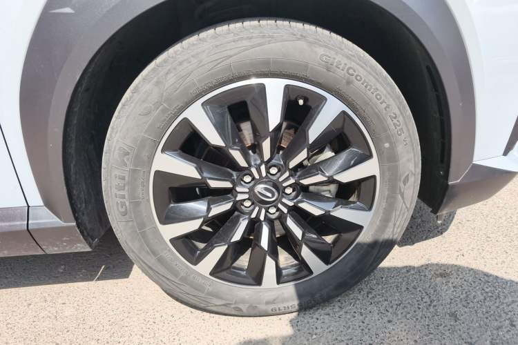 Used GAC Trumpchi EMKOO 2022 2.0 ATK TwinStar Pro Edition Right Front Wheel Hub