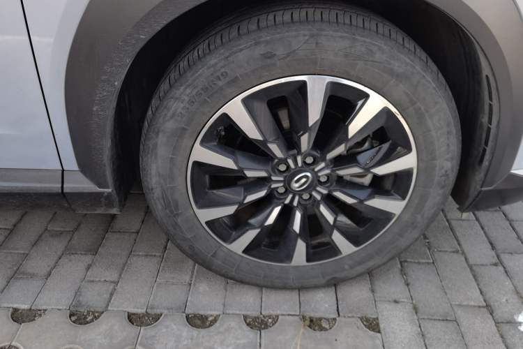 Used GAC Trumpchi EMKOO 2022 2.0 ATK TwinStar Max Edition Right Front Wheel Hub