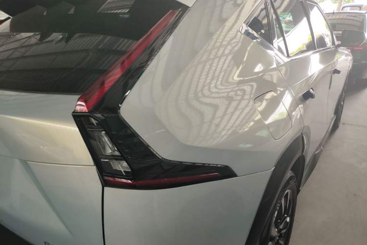 Used GAC Trumpchi EMKOO 2022 1.5T Supernova Max Edition Right Rear Taillight