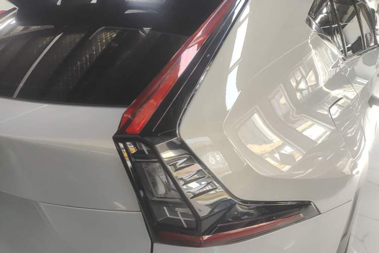 Used GAC Trumpchi EMKOO 2022 1.5T Supernova Pro Edition Right Rear Taillight