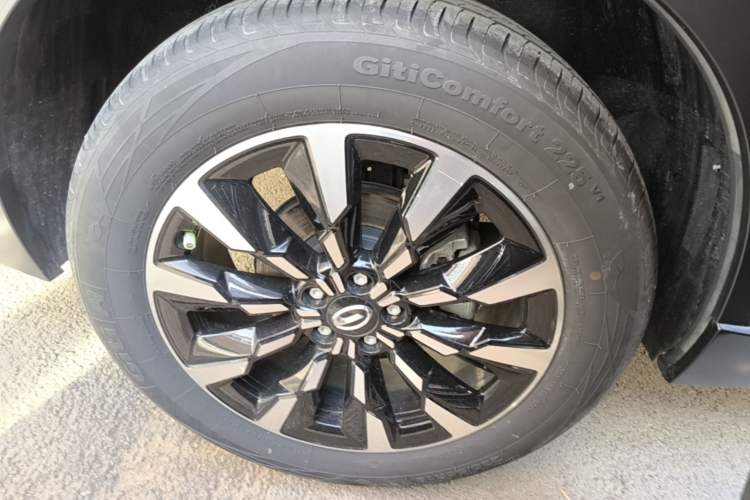 Used GAC Trumpchi EMKOO 2022 1.5T Supernova Pro Edition Right Rear Wheel Hub