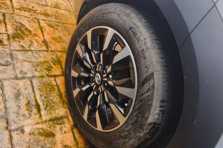 Used GAC Trumpchi EMKOO 2022 1.5T Supernova Pro Edition Right Rear Wheel Hub
