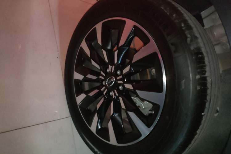 Used GAC Trumpchi EMKOO 2022 1.5T Supernova Pro Edition Right Rear Wheel Hub