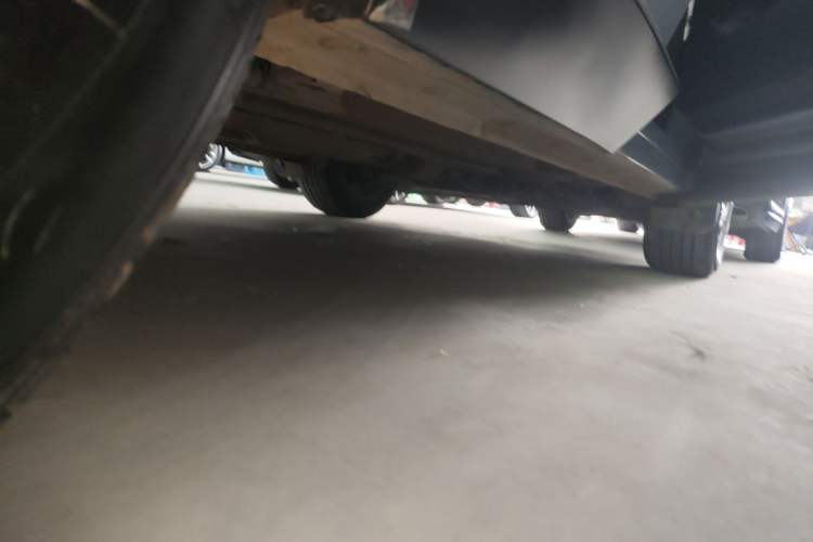 Used GAC Trumpchi EMKOO 2022 1.5T Supernova Max Edition Right Side Sill