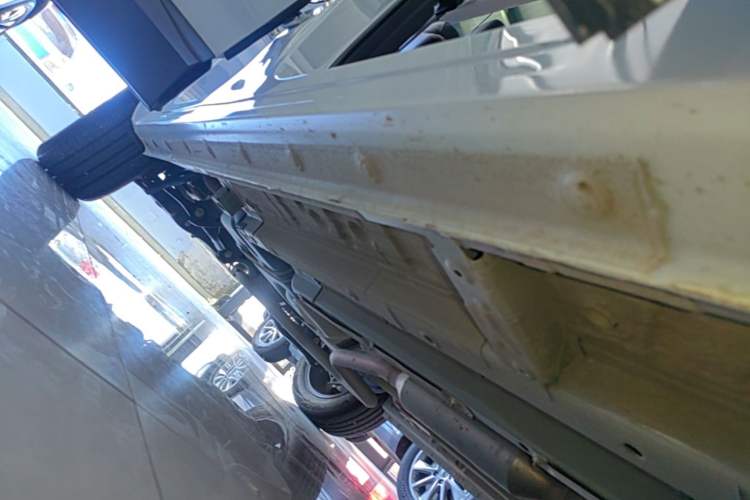 Used GAC Trumpchi EMKOO 2022 1.5T Supernova Pro Edition Right Side Sill