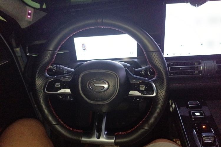 Used GAC Trumpchi EMKOO 2022 1.5T Supernova Max Edition Steering Wheel