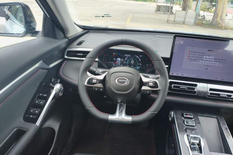 Used GAC Trumpchi EMKOO 2022 1.5T Supernova Pro Edition Steering Wheel