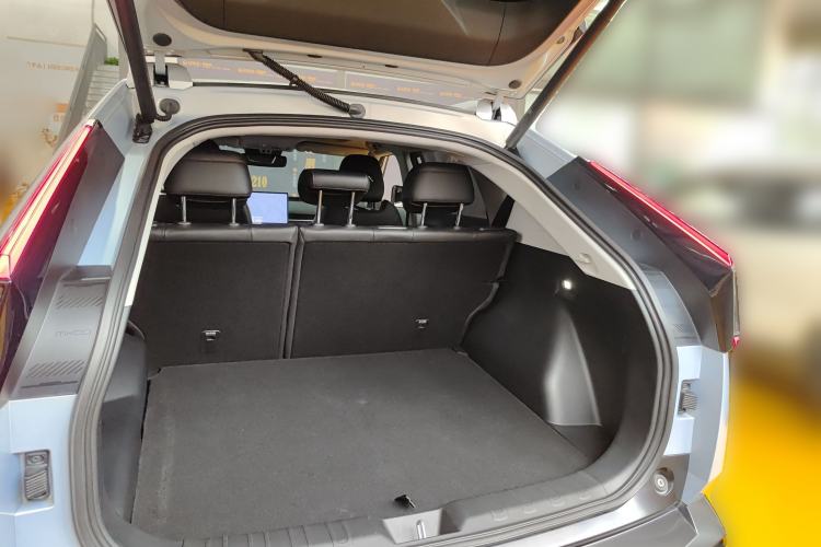 Used GAC Trumpchi EMKOO 2022 2.0 ATK TwinStar Max Edition Trunk