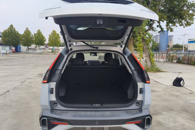 Used GAC Trumpchi EMKOO 2022 1.5T Supernova Pro Edition Trunk