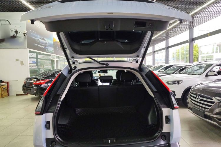 Used GAC Trumpchi EMKOO 2022 1.5T Supernova Pro Edition Trunk