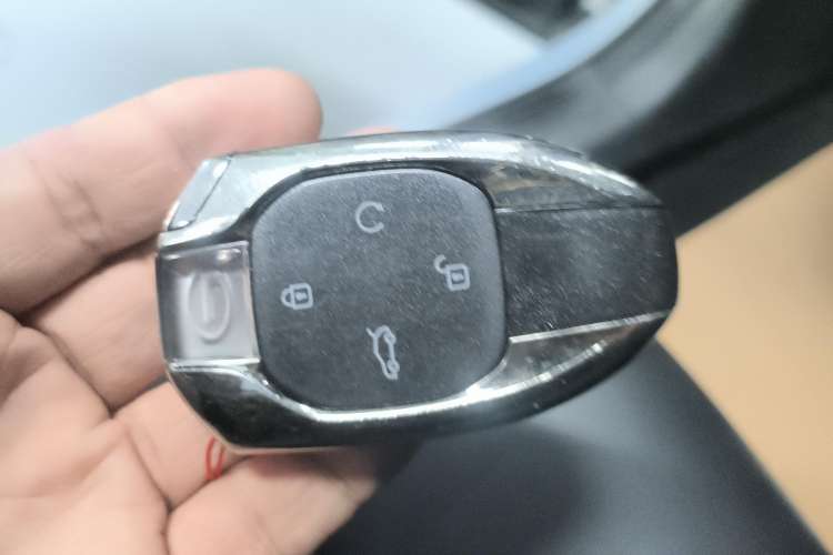 Used GAC Trumpchi EMKOO 2022 1.5T Supernova Pro Edition Vehicle Key