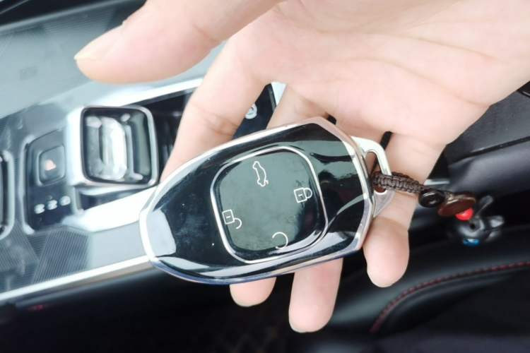 Used GAC Trumpchi EMKOO 2022 1.5T Supernova Pro Edition Vehicle Key