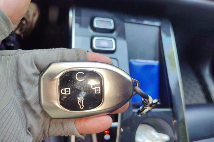 Used GAC Trumpchi EMKOO 2022 1.5T Supernova Pro Edition Vehicle Key