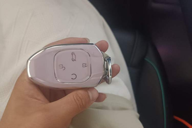 Used GAC Trumpchi EMKOO 2022 1.5T Supernova Pro Edition Vehicle Key
