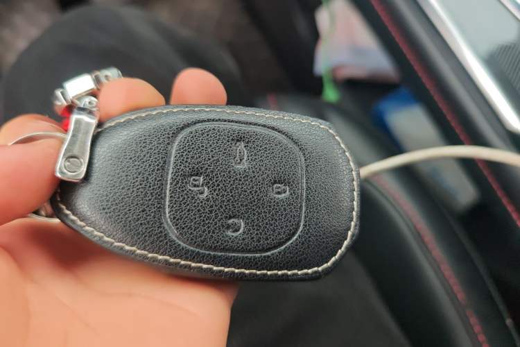 Used GAC Trumpchi EMKOO 2022 1.5T Supernova Max Edition Vehicle Key