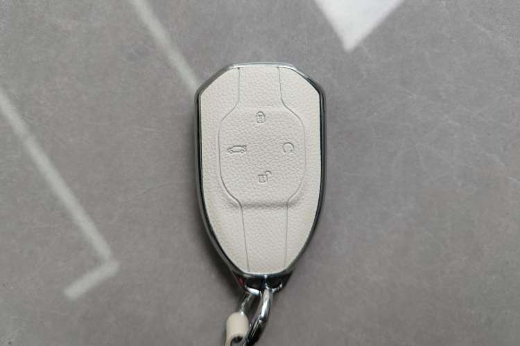 Used GAC Trumpchi EMKOO 2022 1.5T Supernova Pro Edition Vehicle Key