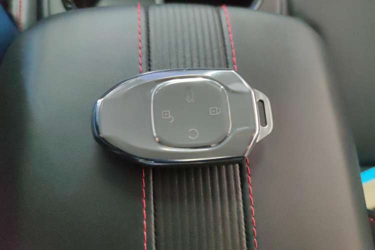 Used GAC Trumpchi EMKOO 2022 1.5T Supernova Max Edition Vehicle Key