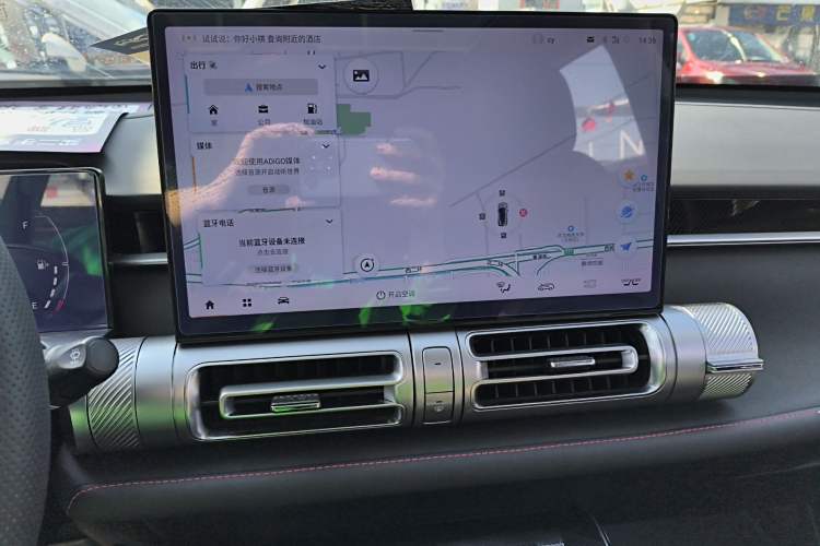 Used GAC Trumpchi EMKOO 2022 1.5T Supernova Pro Edition Audio And AC Panel