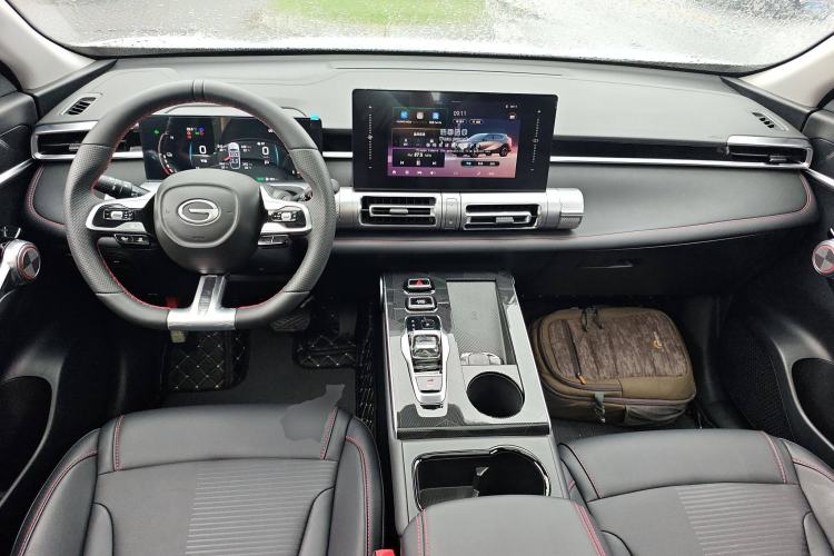 Used GAC Trumpchi EMKOO 2022 2.0 ATK Gemini Edition Center Console