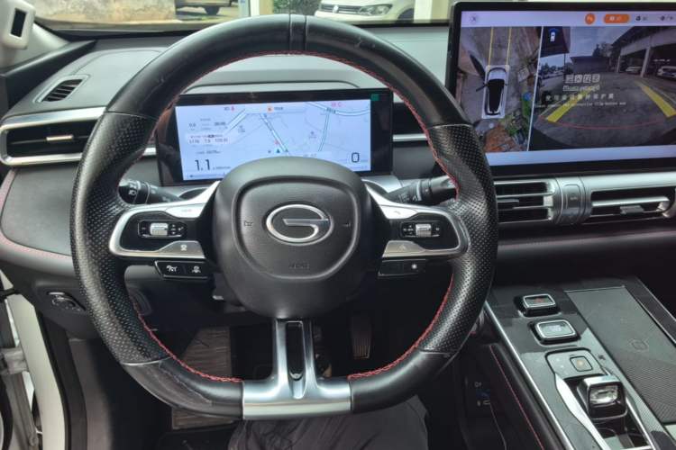 Used GAC Trumpchi EMKOO 2022 1.5T Supernova Max Edition Center Console