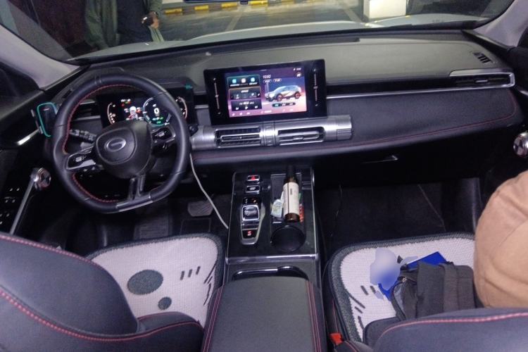 Used GAC Trumpchi EMKOO 2022 2.0 ATK Gemini Edition Center Console