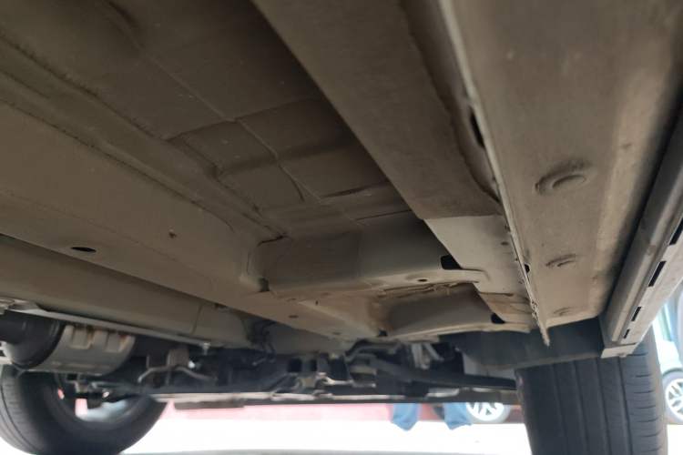 Used GAC Trumpchi EMKOO 2022 1.5T Supernova Pro Edition Chassis Front Right